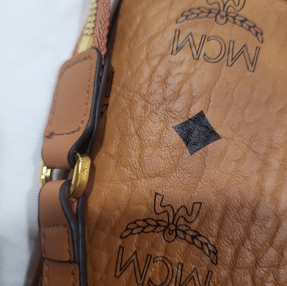 MCM Liz Clutch/ mini shoulder bag - Picture 8 of 8